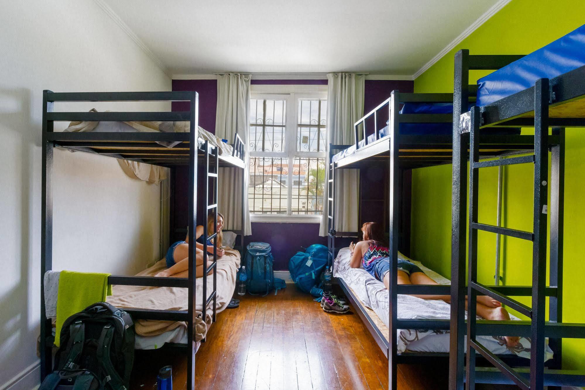 Green Grass Hostel Сан-Пауло Экстерьер фото